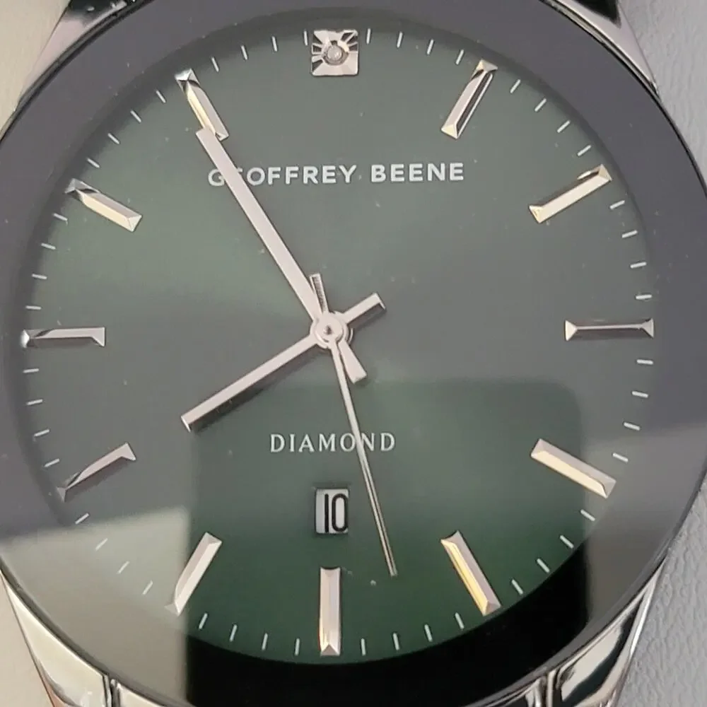 Geoffrey Beene Mens Vintage Stainless Steel Watch Silver Case Green Dial Leather